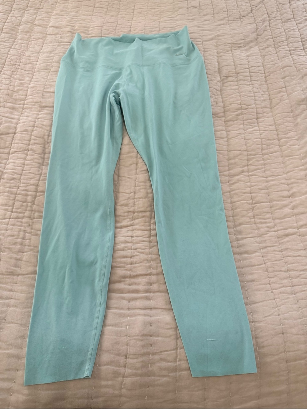 Nike Women's Mint Green High-Rise Leggings